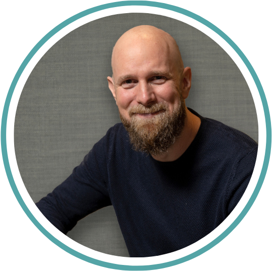 Andi Orlowski headshot